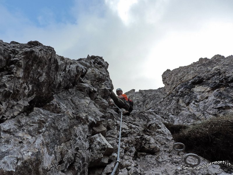 54 Ferrata MAURIZIO Anticima est Monte Alben.JPG -           